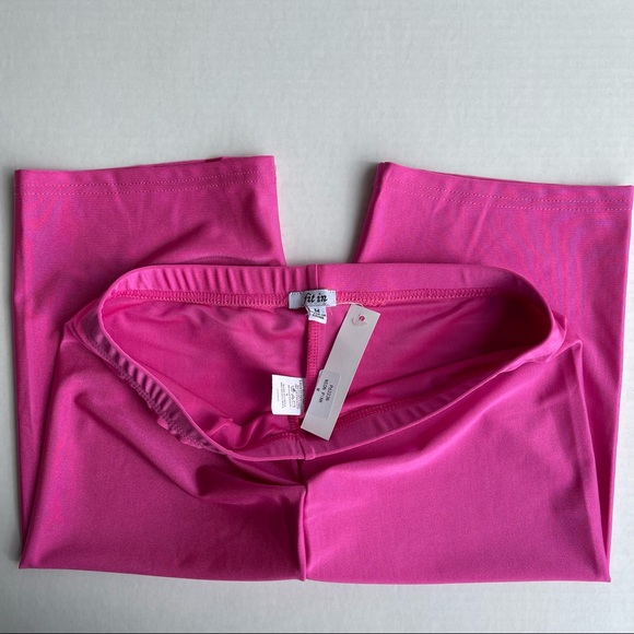 Fit In NWT Biker Shorts Bright Pink - Picture 3 of 3